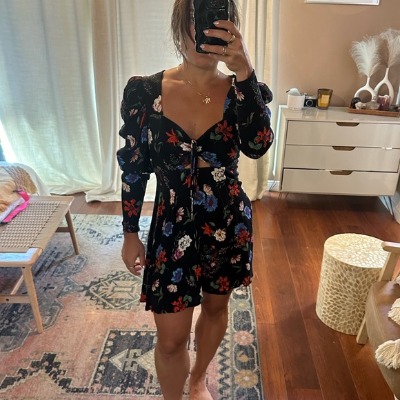 X REVOLVE Zion Dress - AFRM - Picture 1 of 2